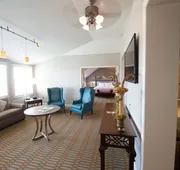 Virginia Crossings Hotel, Tapestry Collection by Hilton hotel detail image 3