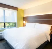 Holiday Inn Express Richmond Airport by IHG hotel detail image 7