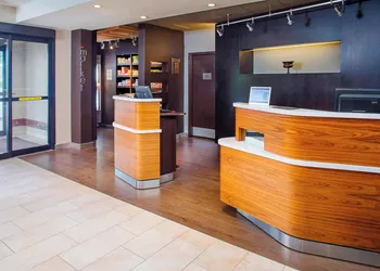 Courtyard by Marriott Richmond Airport hotel thumbnail 2