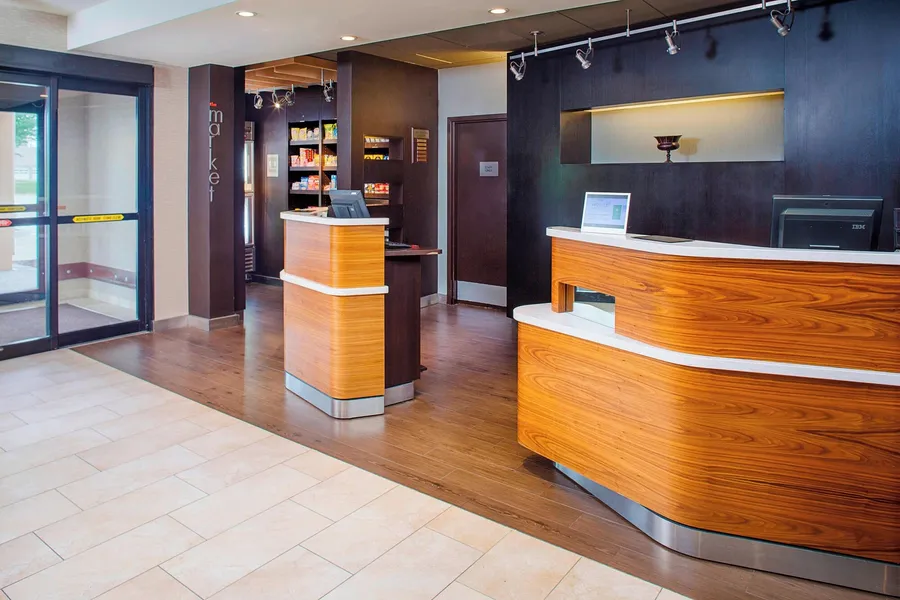 Courtyard by Marriott Richmond Airport hotel detail image 2