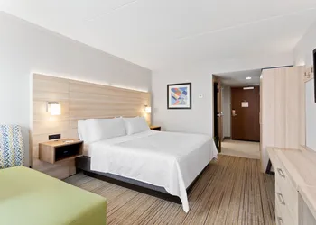 Holiday Inn Express Hopewell - Fort Lee by IHG hotel thumbnail 3
