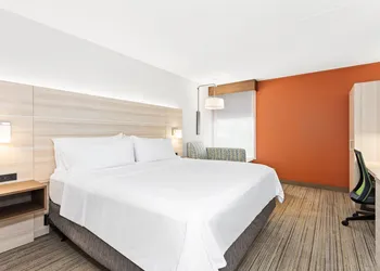 Holiday Inn Express Hopewell - Fort Lee by IHG hotel thumbnail 7