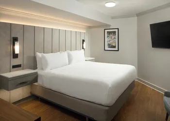 Four Points by Sheraton Richmond Airport hotel thumbnail 6