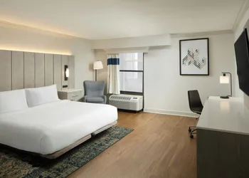 Four Points by Sheraton Richmond Airport hotel thumbnail 7