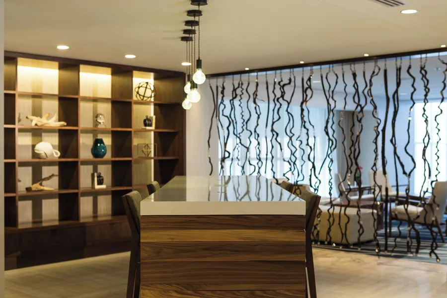 Newport Marriott Hotel & Spa hotel detail image 2