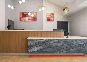 Ramada by Wyndham Allentown/Bethlehem hotel thumbnail 3