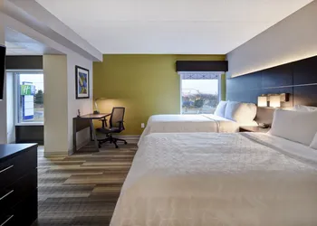 Holiday Inn Express & Suites Allentown-Dorney Park Area by IHG hotel thumbnail 3