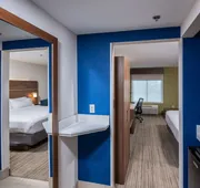 Holiday Inn Express Newport North - Middletown by IHG hotel detail image 3
