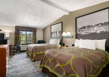 Super 8 by Wyndham West Greenwich/Providence hotel thumbnail 6