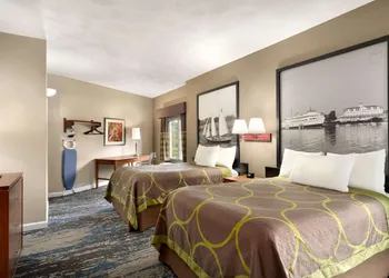 Super 8 by Wyndham West Greenwich/Providence hotel thumbnail 8
