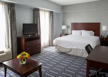 Hampton Inn & Suites Providence Downtown hotel thumbnail 8