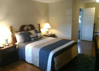 Colonial Inn Seekonk hotel thumbnail 7
