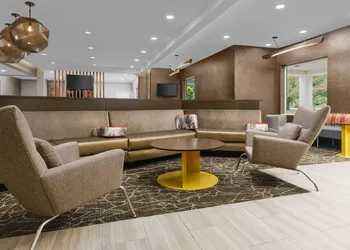 Springhill Suites by Marriott Warwick hotel thumbnail 3