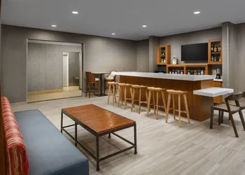 Springhill Suites by Marriott Warwick hotel thumbnail 4