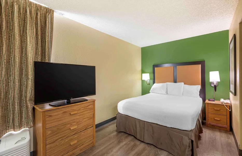Extended Stay America Select Suites Providence Airport hotel detail image 6