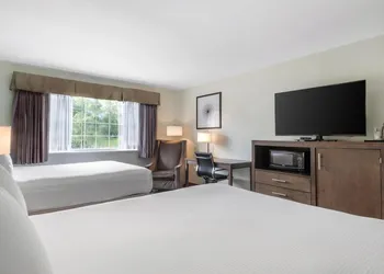 Best Western West Greenwich Inn hotel thumbnail 7