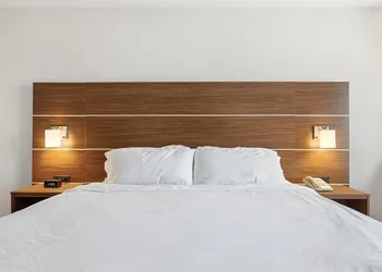 Holiday Inn Express & Suites Bethlehem Arpt-Allentown Area hotel thumbnail 8