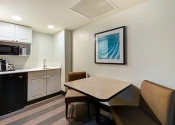 Holiday Inn Allentown-Bethlehem by IHG hotel thumbnail 7