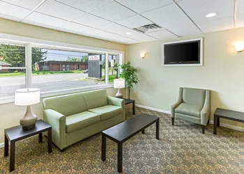 Quality Inn & Suites Plattsburgh hotel thumbnail 4