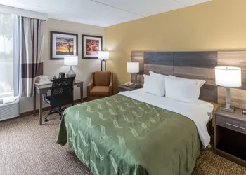 Quality Inn & Suites Plattsburgh hotel thumbnail 6