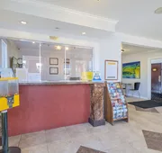 Super 8 by Wyndham Colorado Springs/Chestnut Street hotel detail image 4