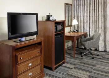 Hampton Inn & Suites Colorado Springs/I-25 South hotel thumbnail 7