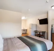 HomeTowne Studios By Red Roof Colorado Springs - Airport hotel detail image 3