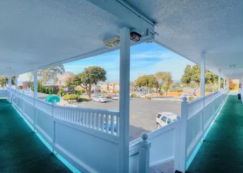 Morro Bay Sandpiper Inn hotel thumbnail 2