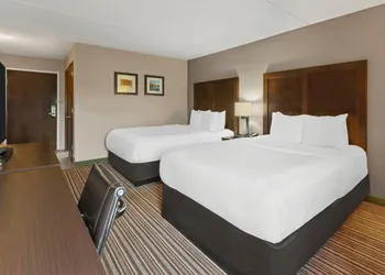 Comfort Inn Lehigh Valley West - Allentown hotel thumbnail 7