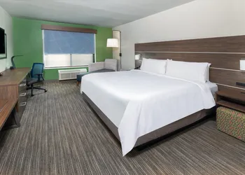 Holiday Inn Express & Suites West by IHG hotel thumbnail 5