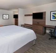Holiday Inn Express & Suites West by IHG hotel detail image 7