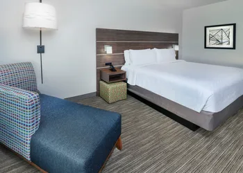 Holiday Inn Express & Suites West by IHG hotel thumbnail 8