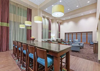 Hampton Inn & Suites Shreveport/Bossier City Airline Drive hotel thumbnail 2