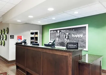 Hampton Inn & Suites Shreveport/Bossier City Airline Drive hotel thumbnail 4