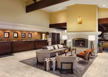 DoubleTree by Hilton Ontario Airport hotel thumbnail 4