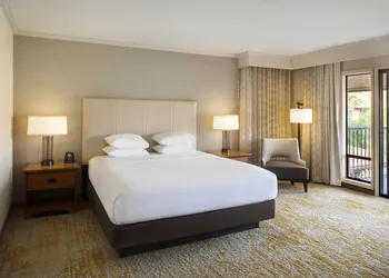 DoubleTree by Hilton Ontario Airport hotel thumbnail 5