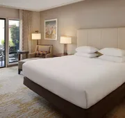 DoubleTree by Hilton Ontario Airport hotel detail image 7