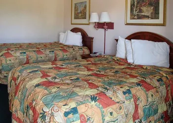 Rodeway Inn Leesburg Chain of Lakes hotel thumbnail 3