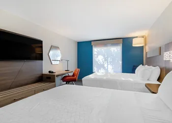 Holiday Inn Express Hotel & Suites The Villages by IHG hotel thumbnail 6