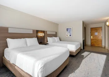 Holiday Inn Express Hotel & Suites The Villages by IHG hotel thumbnail 8