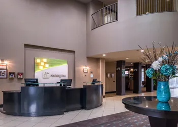 Holiday Inn Ontario Airport by IHG hotel thumbnail 2