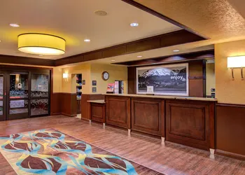 Hampton Inn & Suites Ontario hotel thumbnail 6