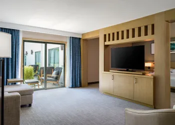 Delta Hotels by Marriott Ontario Airport hotel thumbnail 6