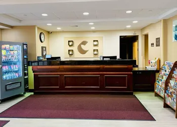 Comfort Inn & Suites Scarborough - Portland hotel thumbnail 8