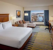 Hilton Garden Inn Portland Downtown Waterfront hotel detail image 5