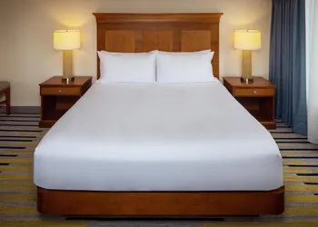 Hilton Garden Inn Portland Downtown Waterfront hotel thumbnail 7
