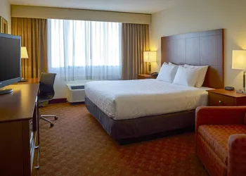 Clarion Hotel Portland Airport ME hotel thumbnail 5