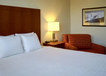 Clarion Hotel Portland Airport ME hotel thumbnail 8