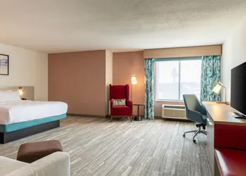 Hilton Garden Inn Portland Airport hotel thumbnail 8