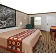 Super 8 by Wyndham Ft. Oglethorpe GA/Chatt TN Area hotel detail image 7
